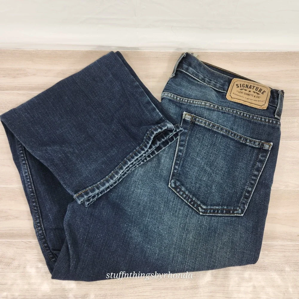 Levi's‎ Signature Jeans Men's 36 x 30 Relaxed Fit Straight Leg Blue Denim Pants